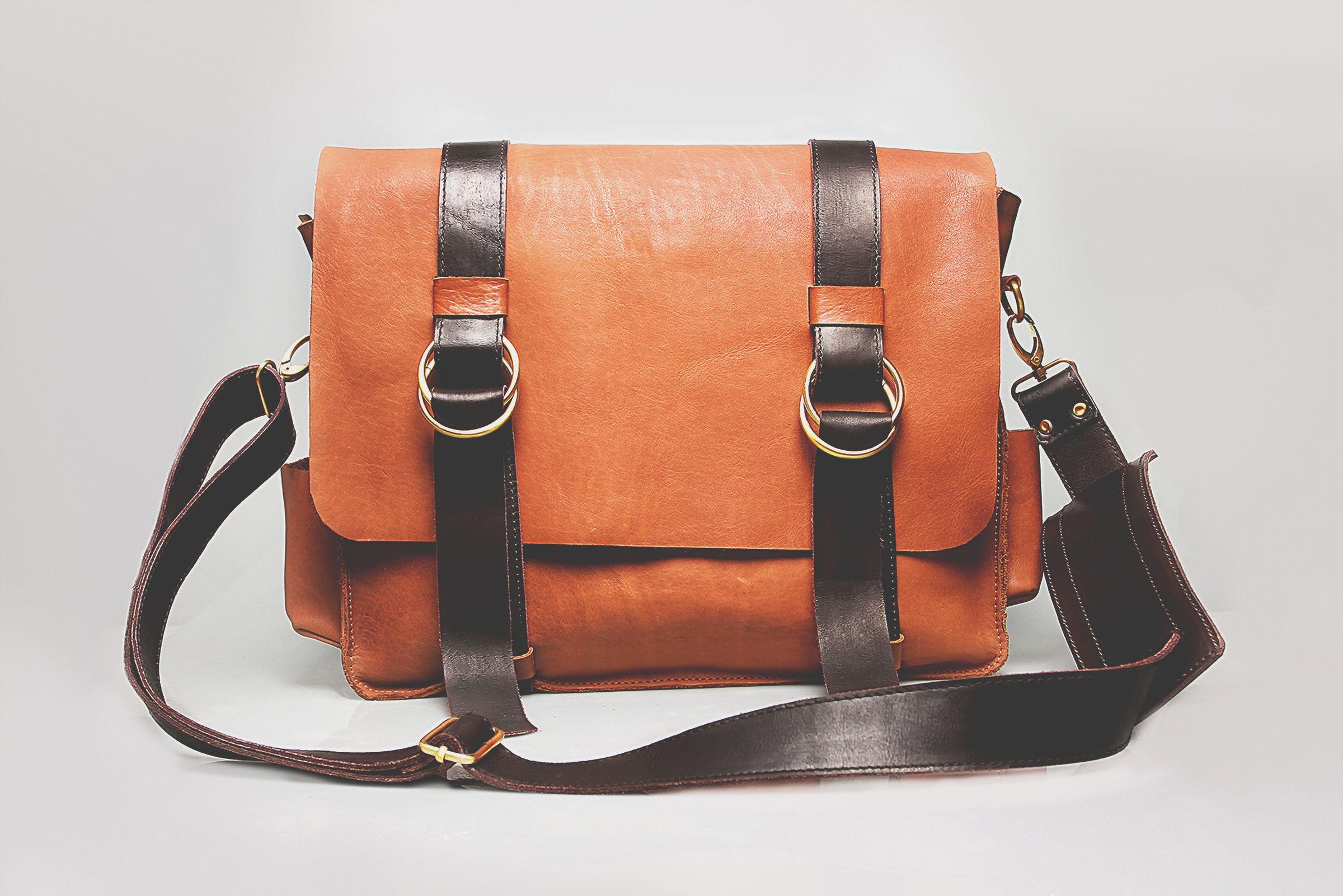 Leather messenger bag